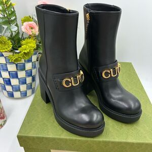 Women's Gucci logo platform ankle boots size 37.5 made in Italy